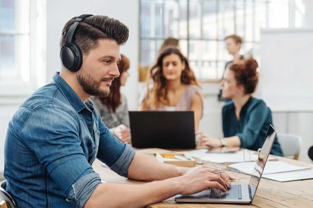 casque-anti-bruit-pour-etudier