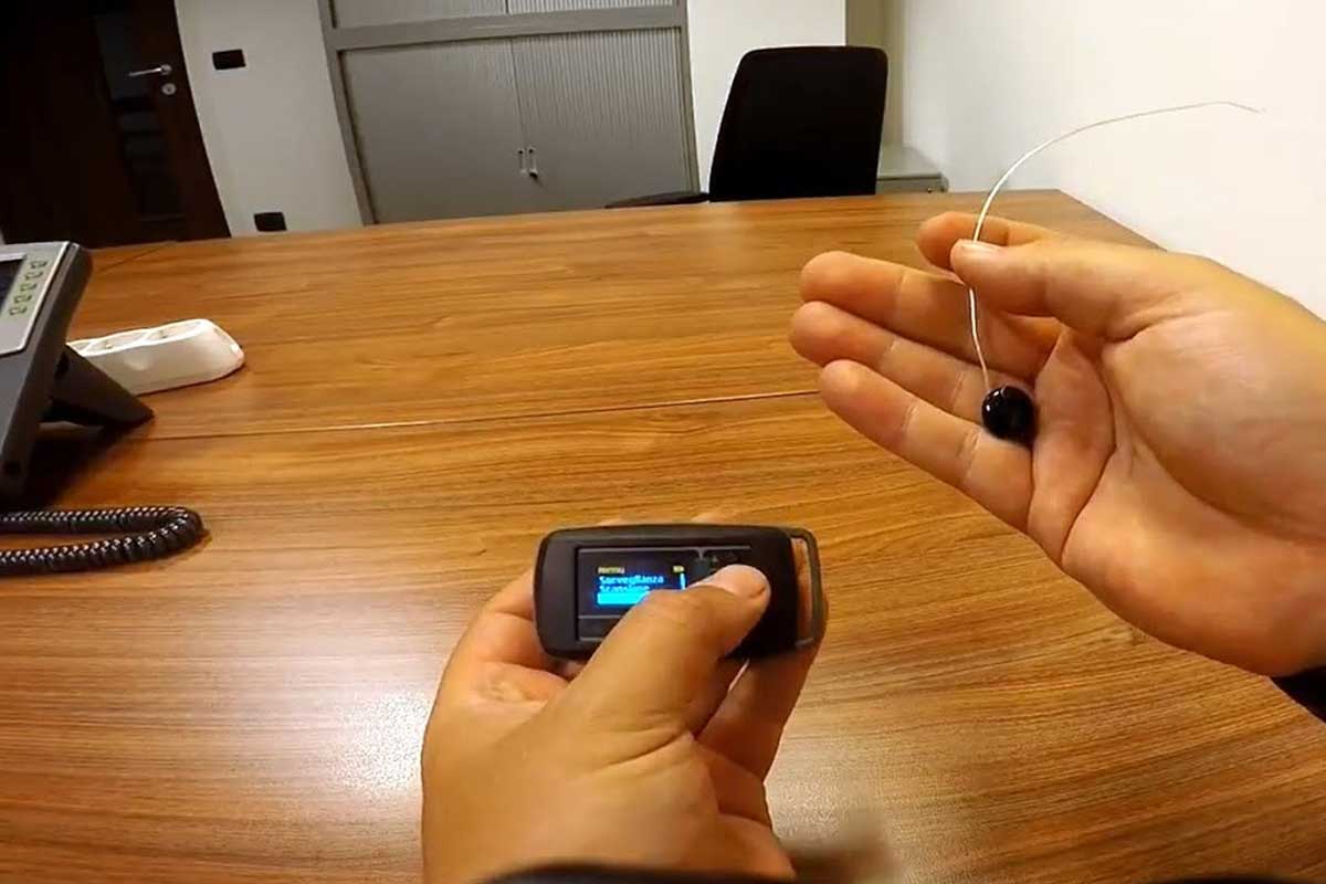 micro-espion-voiture