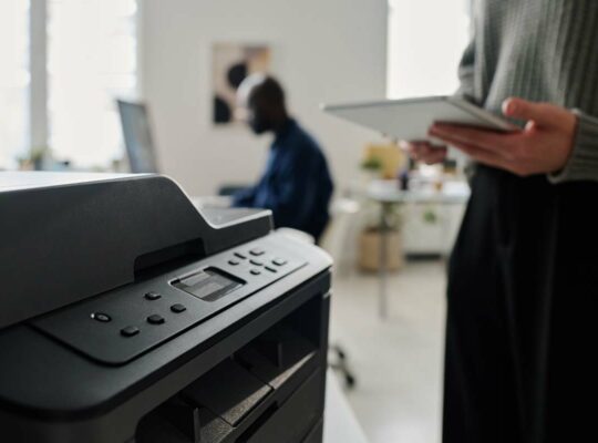 faut-il-acheter-imprimante-laser-couleur-entreprise